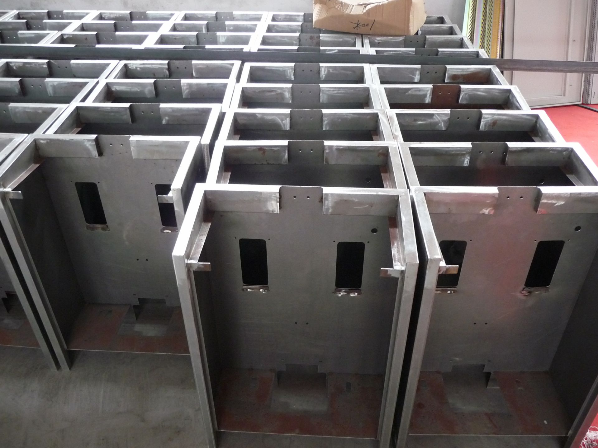 常见的钣金加工工艺-MK体育(国际)官方网站-MK SPORTS